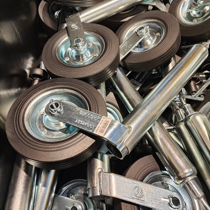 Origineel neuswiel ST 48-V-255 SB merk Winterhoff. Maximaal draagvermogen 150kg. Exclusief bevestigingsklem. Artikel AL-KO 1860905.